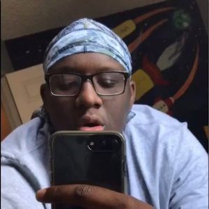 Meet your Posher, Mark